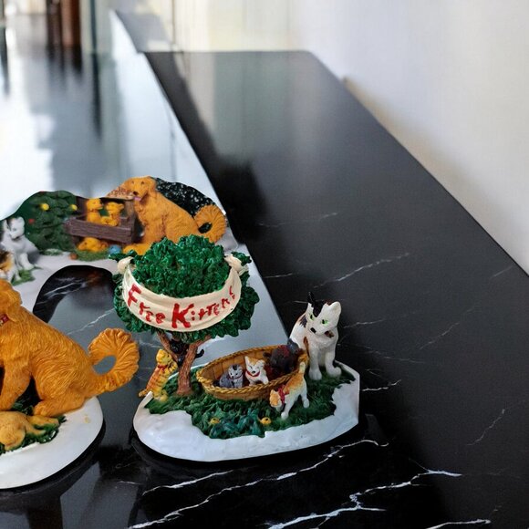 Dogs and Puppies Cats and Kittens Adorable Village Accessories Department 56 NOB - Picture 12 of 13